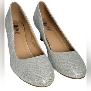 IDIFU Silver Glitter Heels Size 10.               4" Heel .